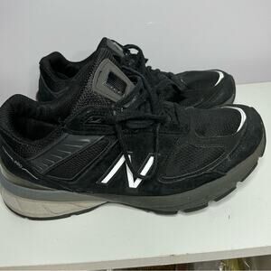 New Balance 990v5-Woman’s Size 9 - EUC